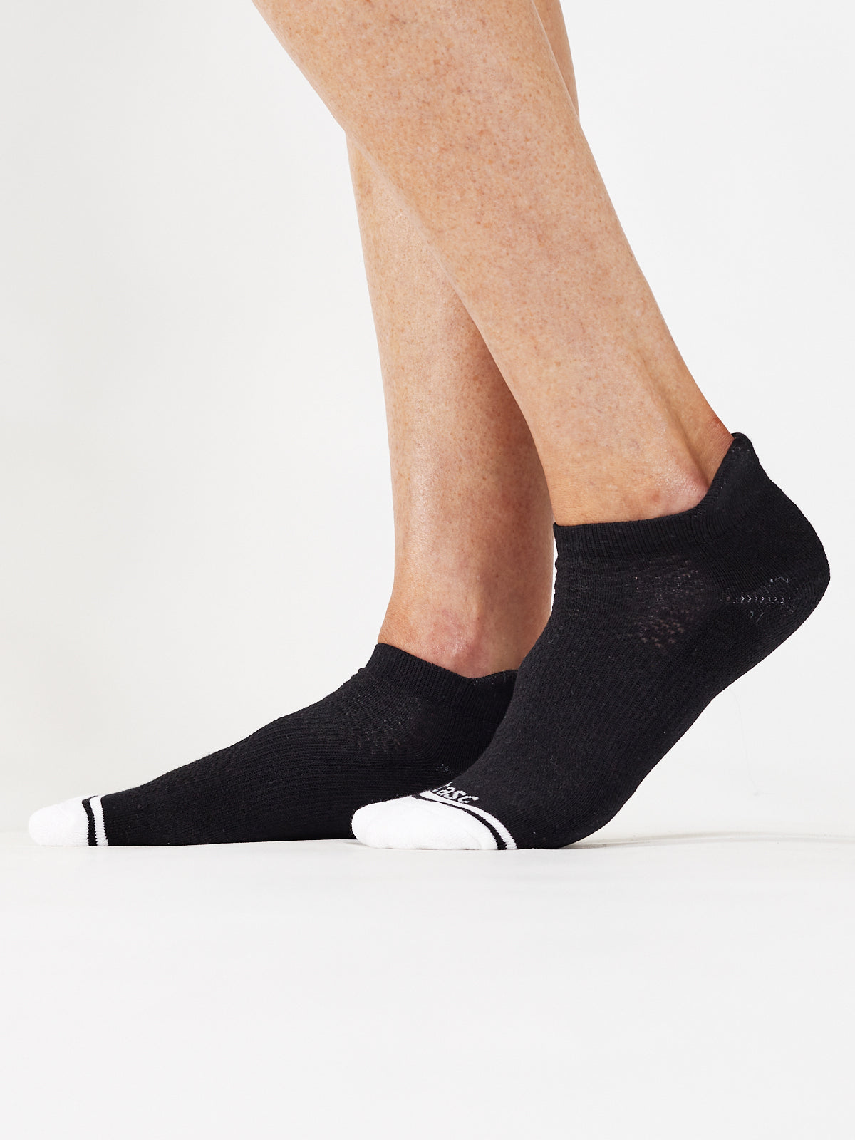 Bambare Bamboo Tabbed Sock 2-Pack (Black)