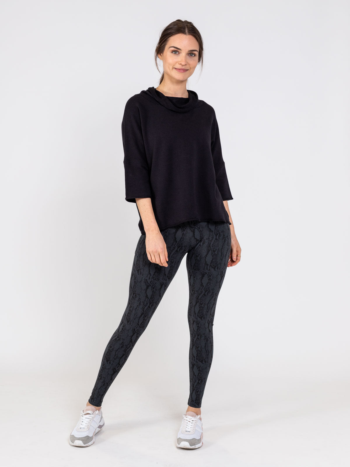 Chelsea Popover Sweatshirt tasc performance (Black)