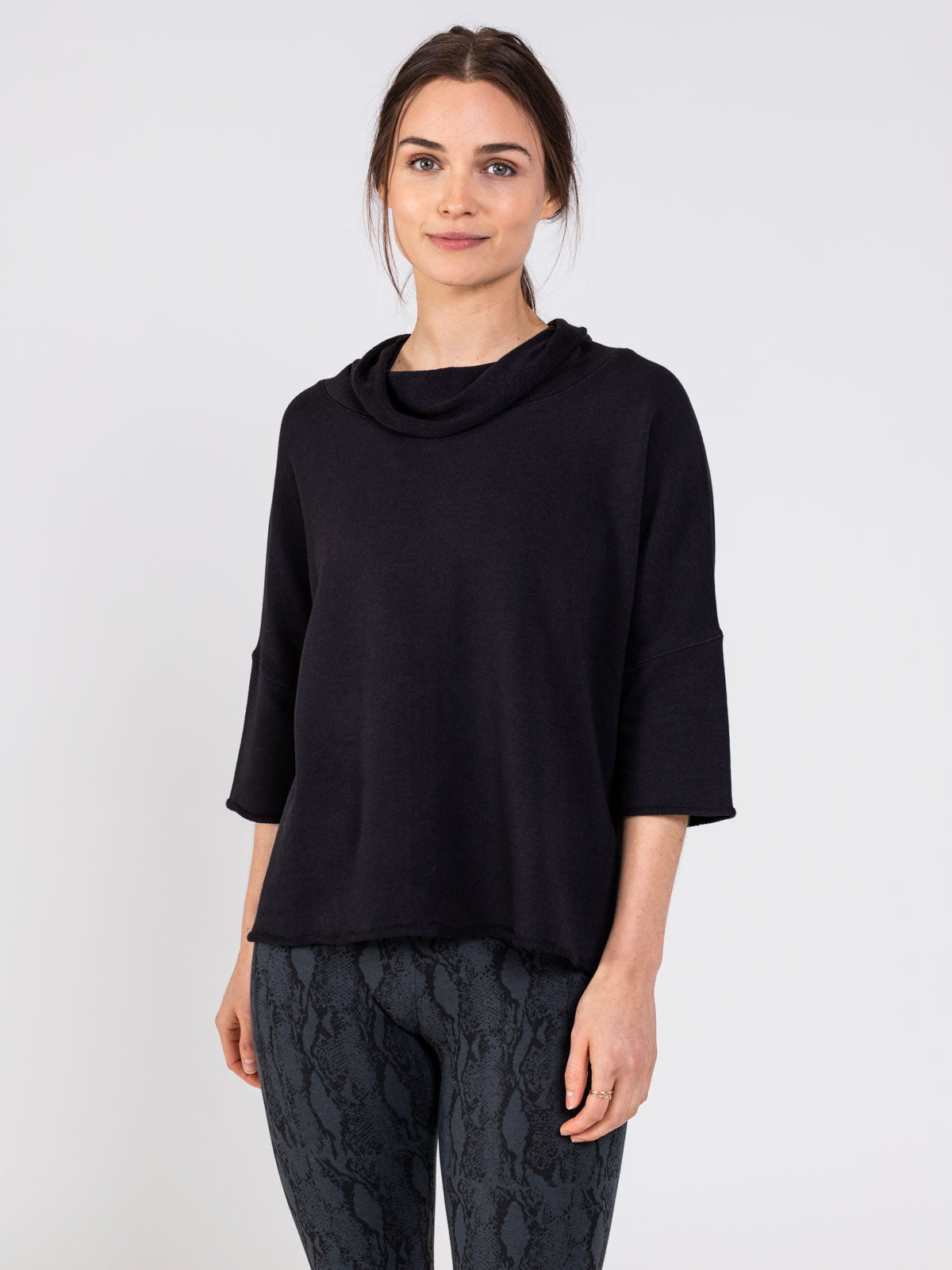 Chelsea Popover Sweatshirt tasc performance (Black)