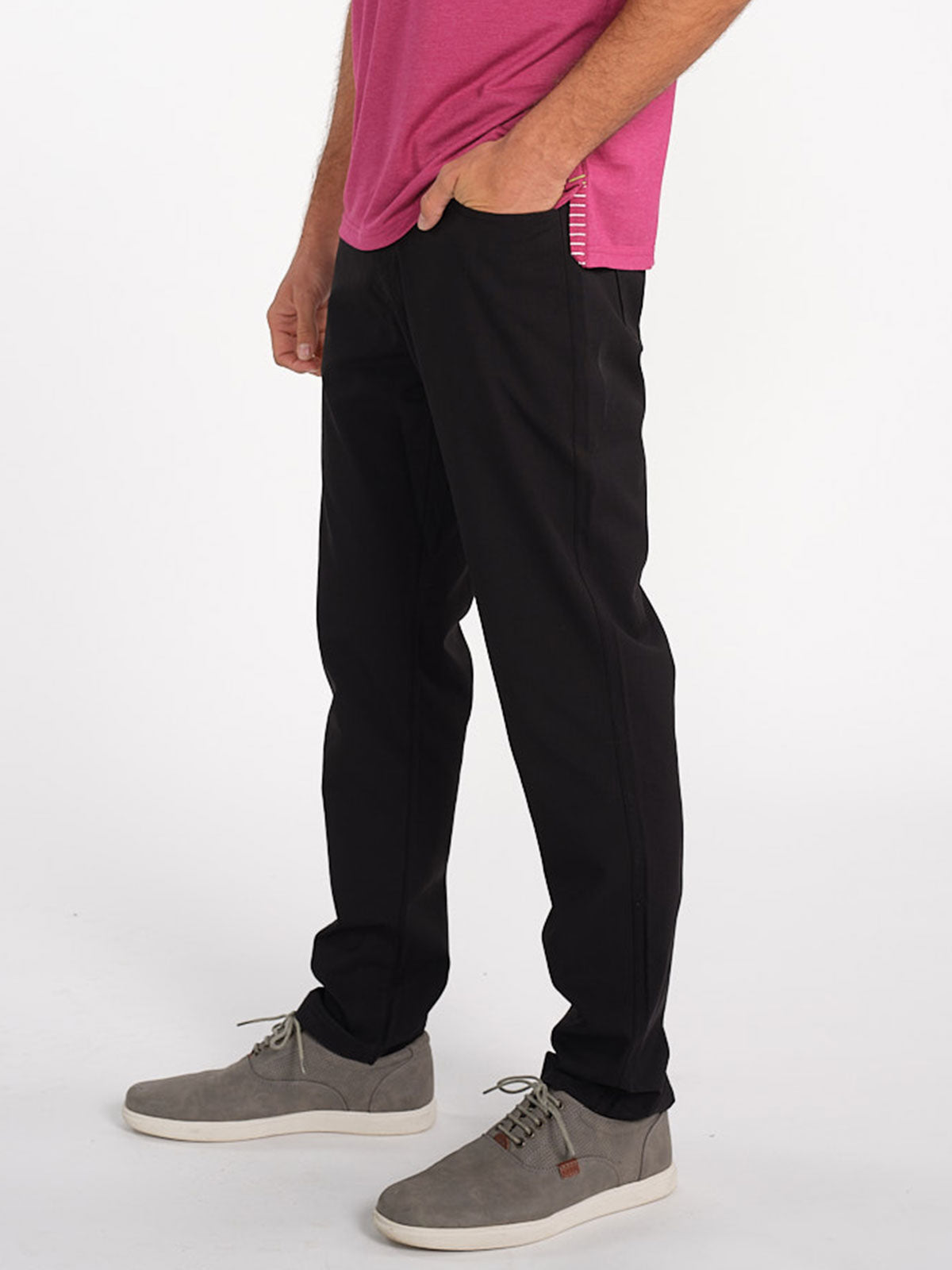 Motion Pant Straight Fit - Black tasc performance (Black)