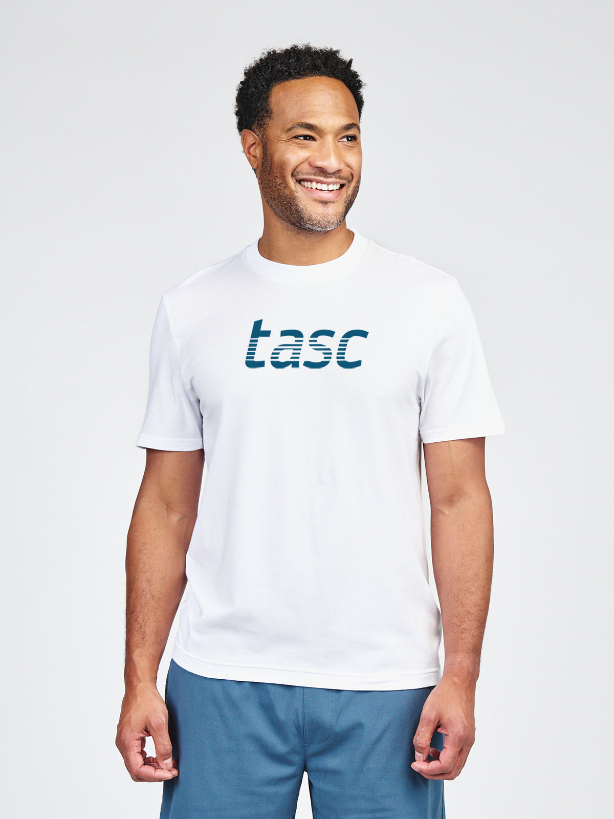 Varsity Logo Crewneck T-Shirt tasc performance (White)